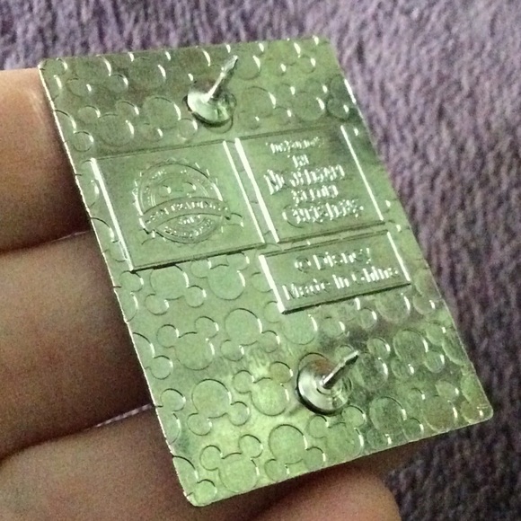 Nightmare Before Christmas sculpted pin - Picture 7 of 8